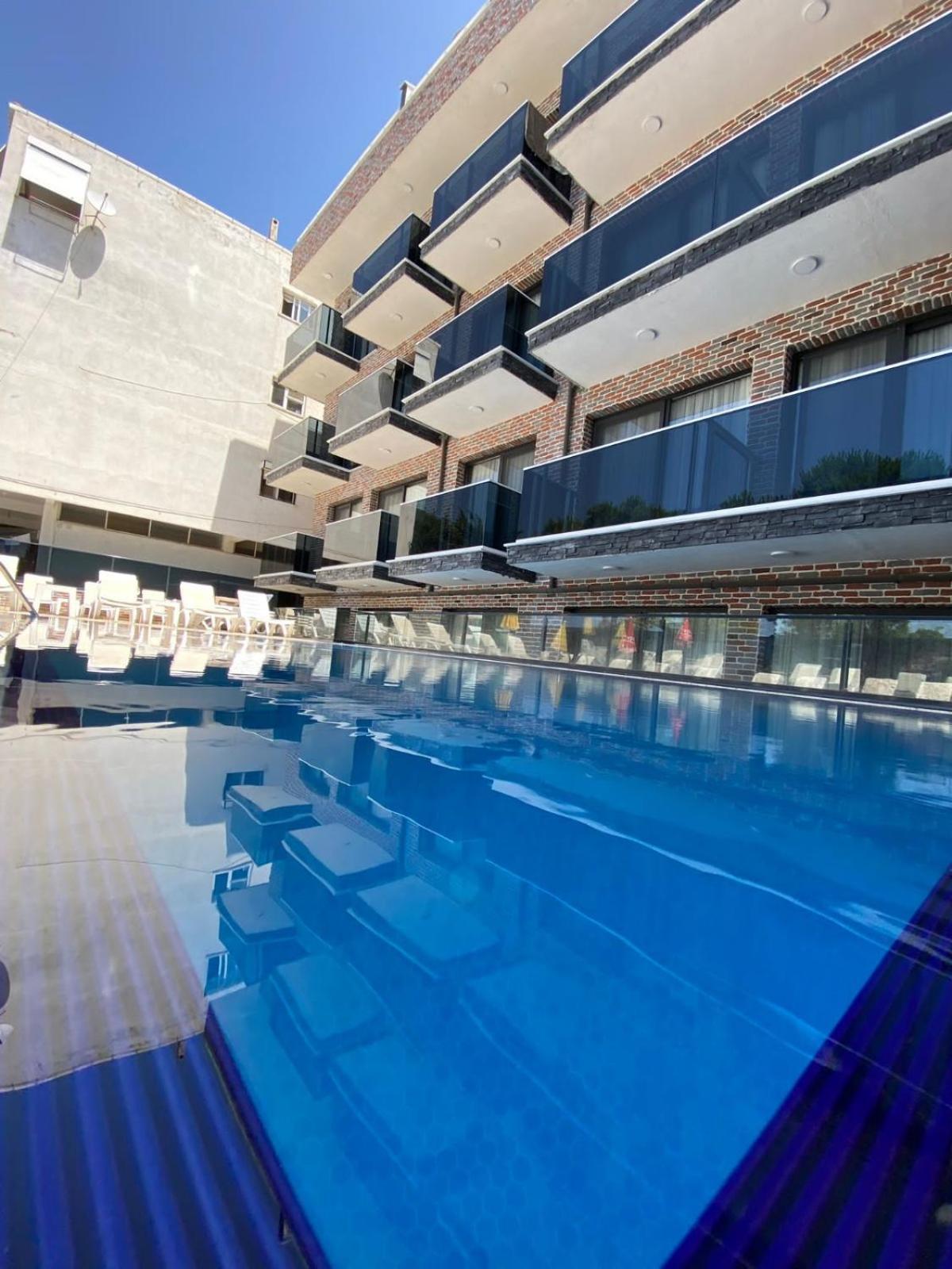 Mari Pembe Otel มาร์มารา อดาซี ภายนอก รูปภาพ