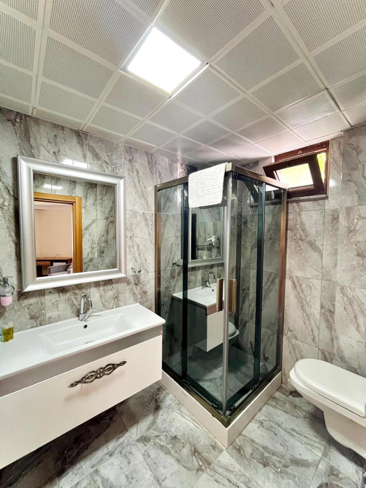 Mari Pembe Otel มาร์มารา อดาซี ภายนอก รูปภาพ